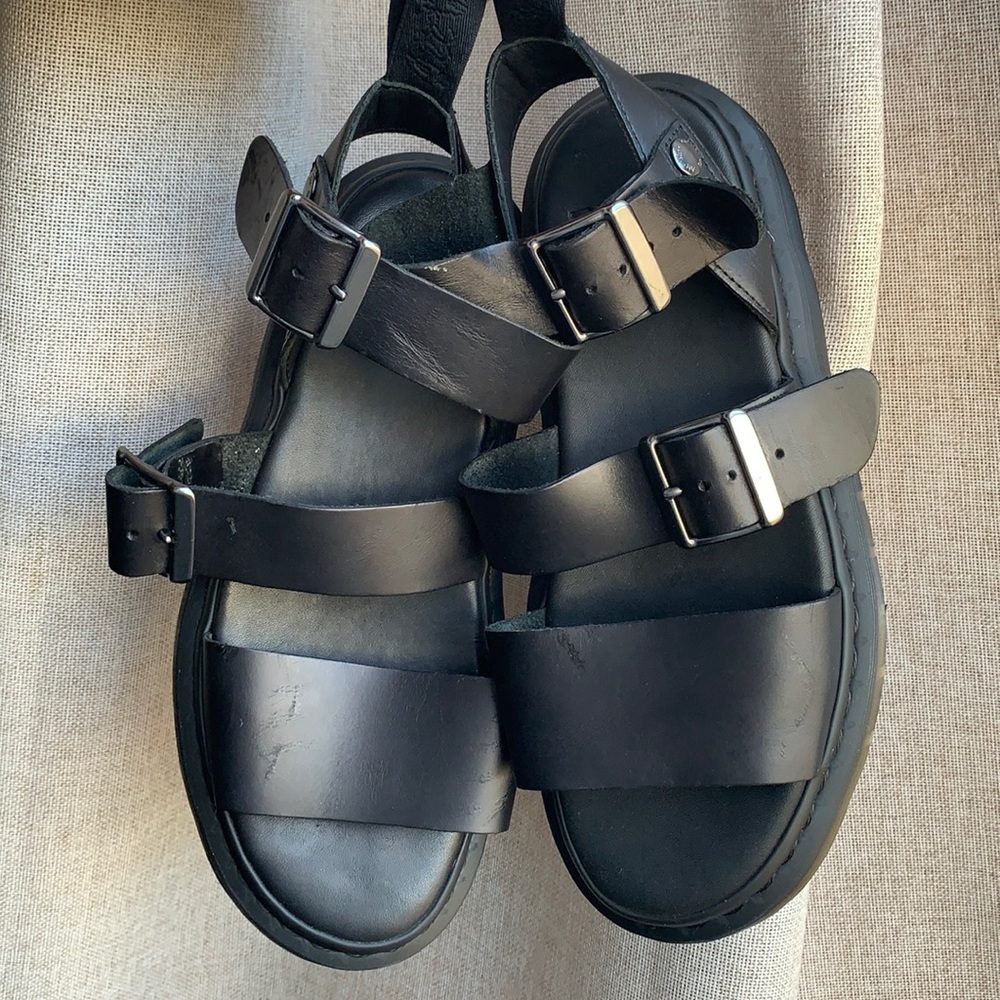 Dr. Marten Gryphon Sandal W9